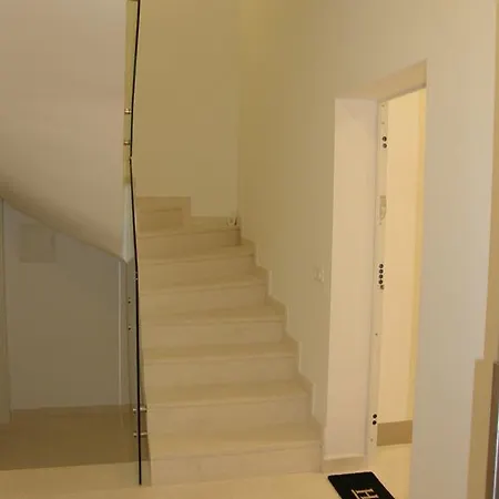 Apartman Apartman Con Gusto