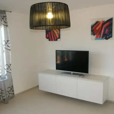 Apartman Apartman Con Gusto