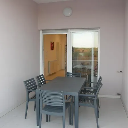 Apartman Con Gusto Apartmán *